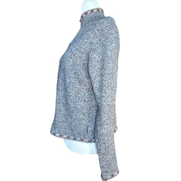 Vintage Woolrich Gray Red Half Zip Nordic Heart Trim Wool Sweater Warm Cozy - Picture 3 of 11